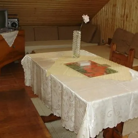 Margo Vendeghaz Cserkeszőlő